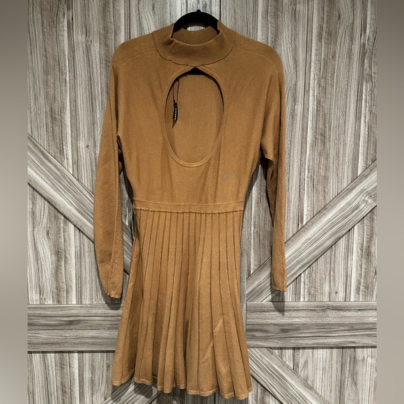 NWT Express Pleated Mock Neck Cutout Back Sweater Dress - Picture 10 of 12